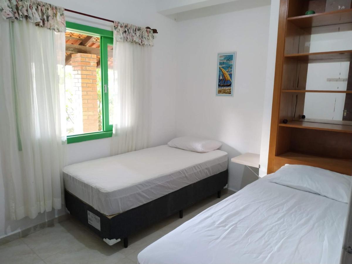 Residencial Praia Bombas Бомбиняс Екстериор снимка