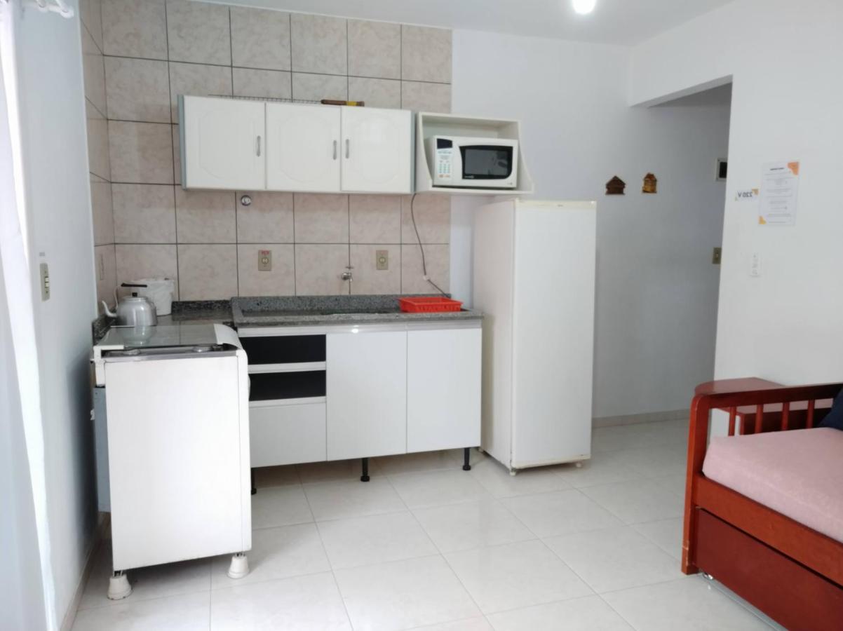 Residencial Praia Bombas Бомбиняс Екстериор снимка