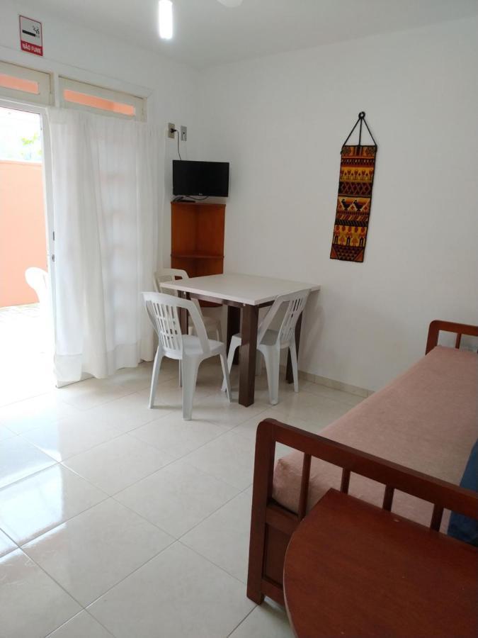 Residencial Praia Bombas Бомбиняс Екстериор снимка