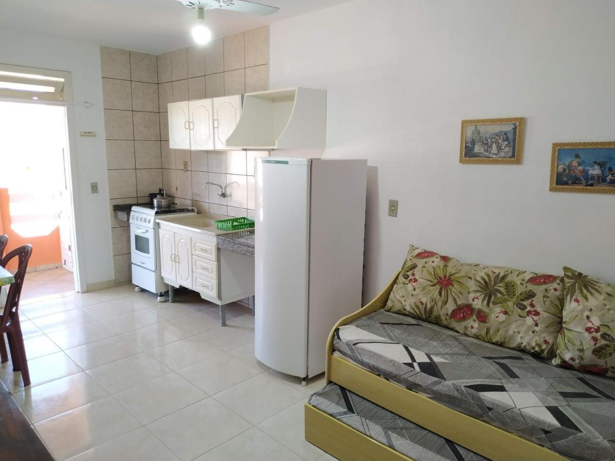 Residencial Praia Bombas Бомбиняс Екстериор снимка