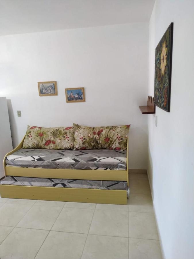 Residencial Praia Bombas Бомбиняс Екстериор снимка