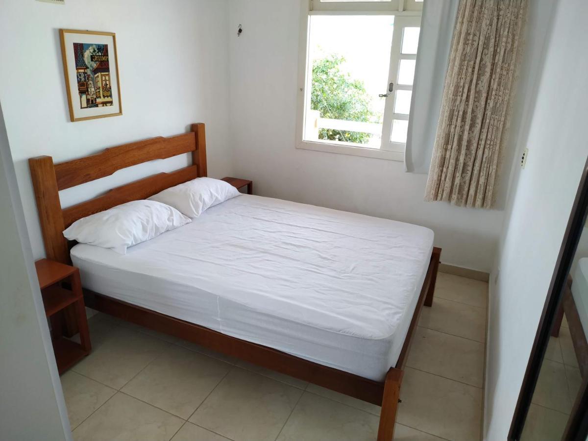 Residencial Praia Bombas Бомбиняс Екстериор снимка