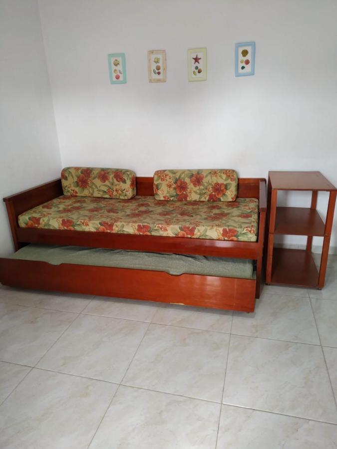 Residencial Praia Bombas Бомбиняс Екстериор снимка