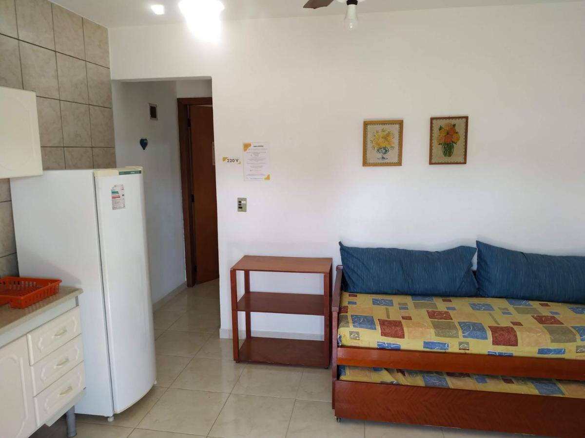 Residencial Praia Bombas Бомбиняс Екстериор снимка